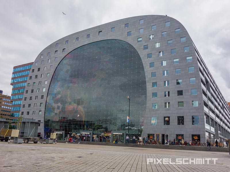 Die Markthalle in Rotterdam von aussen