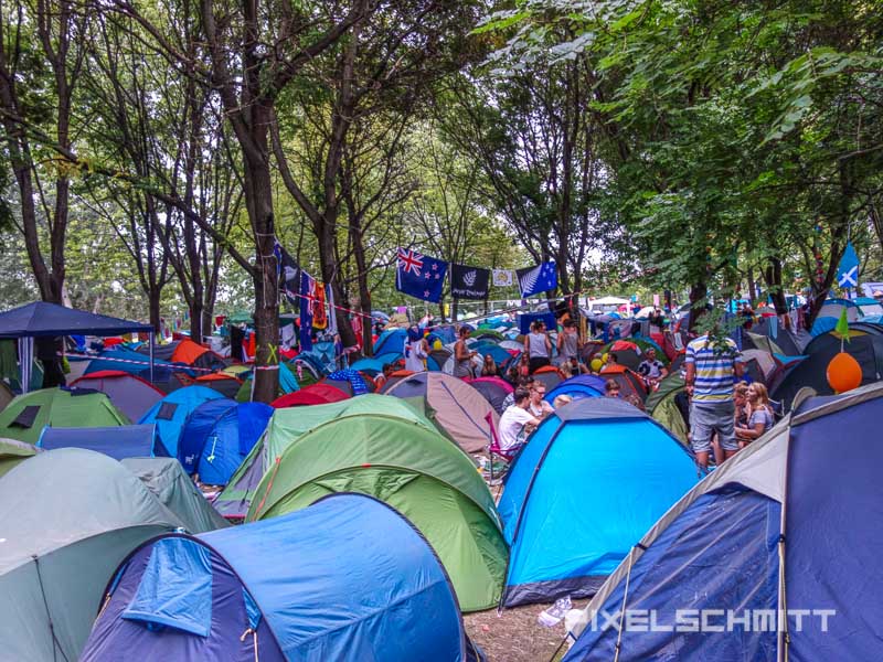 So stehen die Zelte auf dem Gelände des Sziget Festivals