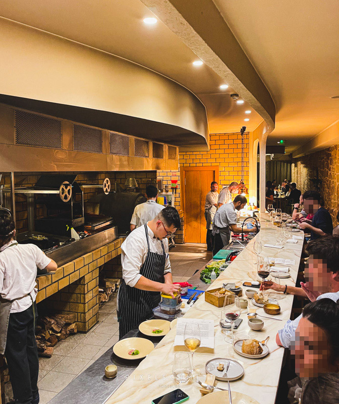 Restaurant in Porto: Elemento Fire Dining